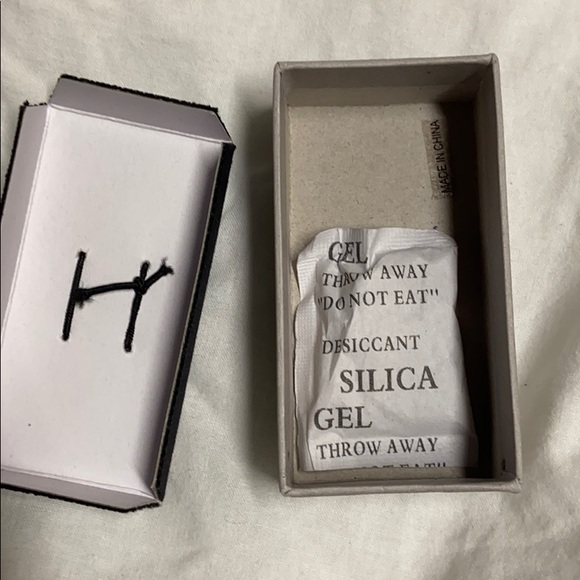 NEW IN BOX- Kate Spade forJack Spade Tie Clip Bar Red & Blue - Picture 3 of 4